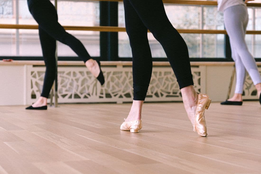 Bailarina y plano